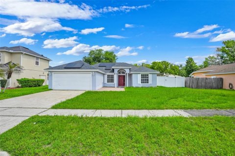 House in Orlando, Florida 3 bedrooms, 148.27 sq.m. № 2204963