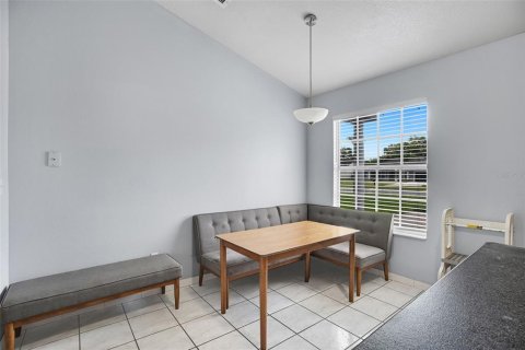 House in Orlando, Florida 3 bedrooms, 148.27 sq.m. № 2204963 - photo 20