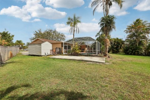 House in Cooper City, Florida 3 bedrooms, 165.92 sq.m. № 2041995 - photo 10