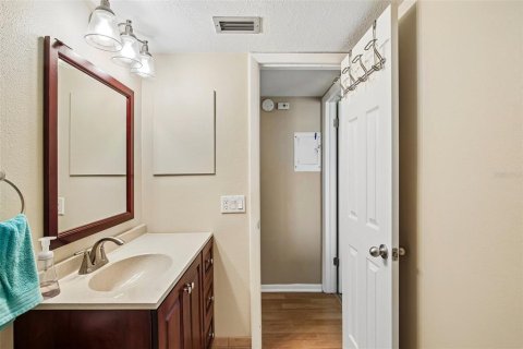 Copropriété à vendre à Tarpon Springs, Floride: 2 chambres, 91.04 m2 № 2149686 - photo 28