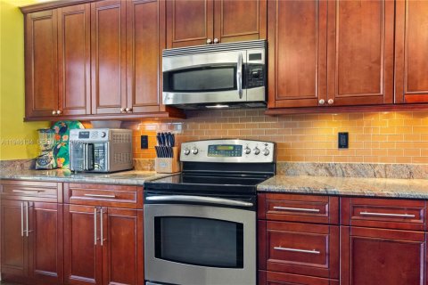 Copropriété à vendre à Boynton Beach, Floride: 2 chambres, 118.91 m2 № 2011021 - photo 5