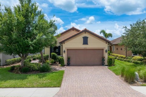 House in Palmetto, Florida 3 bedrooms, 178.37 sq.m. № 1795500 - photo 1
