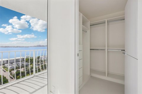 Copropriété à vendre à North Bay Village, Floride: 2 chambres, 98.57 m2 № 1967094 - photo 16