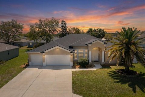 House in Palm Coast, Florida 3 bedrooms, 233 sq.m. № 2151767