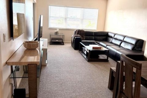 Condo in Port Charlotte, Florida, 1 bedroom  № 2386174 - photo 10