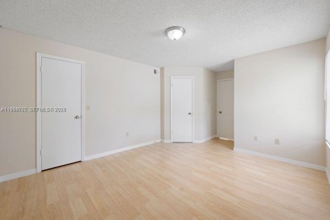 Купить кондоминиум в Уэст-Палм-Бич, Флорида 2 спальни, 96.25м2, № 1992929 - фото 7