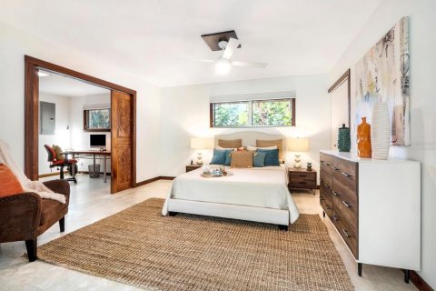 House in Longboat Key, Florida 3 bedrooms, 172.98 sq.m. № 1751201 - photo 9
