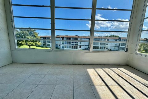 Condominio en alquiler en Tamarac, Florida, 2 dormitorios, 95.22 m2 № 1186922 - foto 1