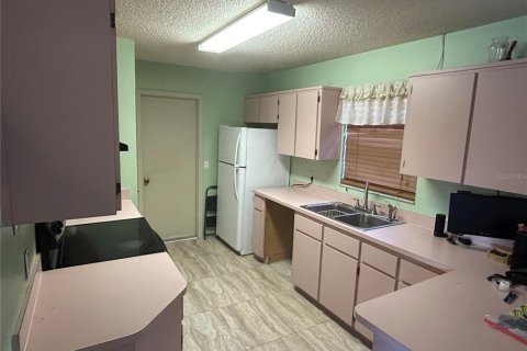 Купить виллу или дом в Спринг-Хилл, Флорида 5 комнат, 107.67м2, № 1767804 - фото 6