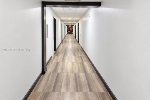 Copropriété à vendre à Miami Beach, Floride: 1 chambre, 83.61 m2 № 2412479 - photo 8
