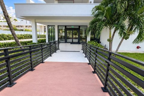 Copropriété à vendre à Miami Beach, Floride: 1 chambre, 83.61 m2 № 2412479 - photo 3