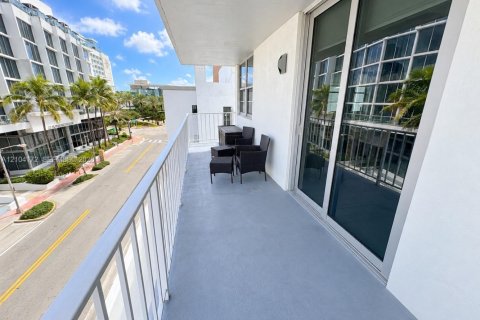Copropriété à vendre à Miami Beach, Floride: 1 chambre, 83.61 m2 № 2412479 - photo 26