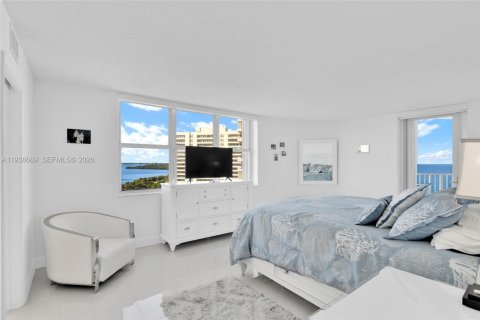 Condo in Riviera Beach, Florida, 3 bedrooms  № 1996062 - photo 20