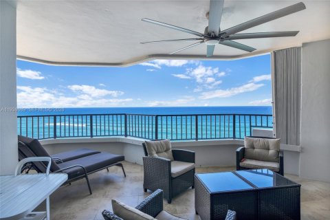 Condo in Riviera Beach, Florida, 3 bedrooms  № 1996062 - photo 14