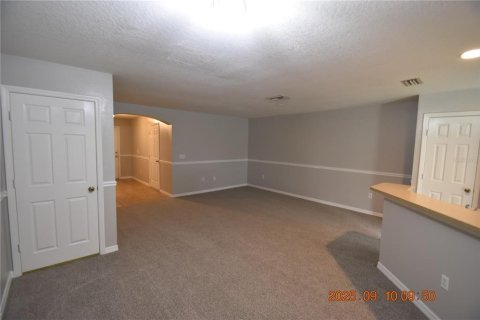 Adosado en alquiler en Brandon, Florida, 3 dormitorios, 136.85 m2 № 1903297 - foto 20