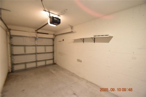 Adosado en alquiler en Brandon, Florida, 3 dormitorios, 136.85 m2 № 1903297 - foto 11