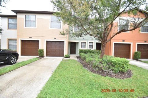 Adosado en alquiler en Brandon, Florida, 3 dormitorios, 136.85 m2 № 1903297 - foto 2