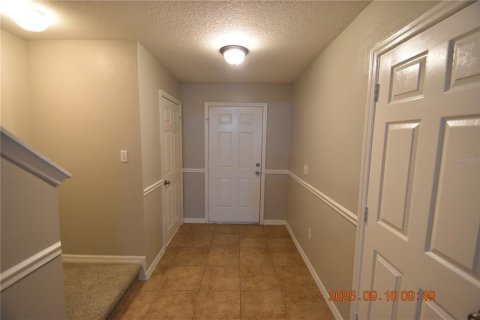 Adosado en alquiler en Brandon, Florida, 3 dormitorios, 136.85 m2 № 1903297 - foto 12