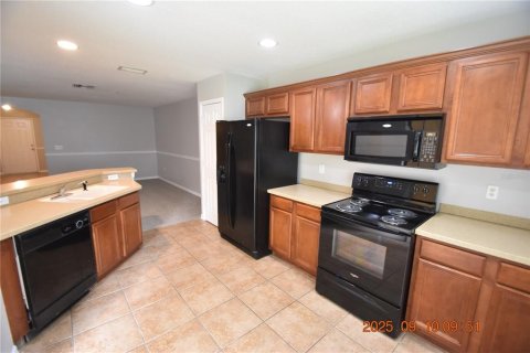 Adosado en alquiler en Brandon, Florida, 3 dormitorios, 136.85 m2 № 1903297 - foto 22