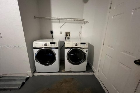 Снять в аренду виллу или дом в Хомстед, Флорида 3 спальни, 124.86м2, № 1983903 - фото 20