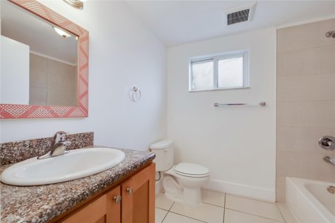 Immobilier commercial à vendre à Miami, Floride № 2251704 - photo 5