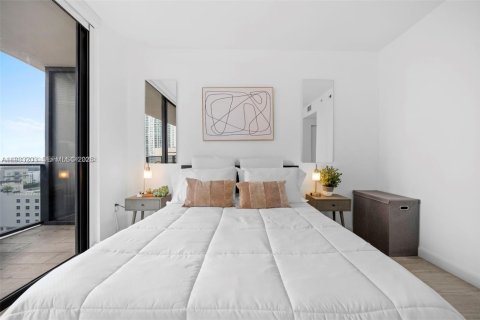 Снять в аренду кондоминиум в Майами, Флорида 2 спальни, 104.14м2, № 1992323 - фото 20