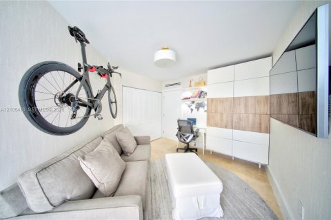 Copropriété à vendre à Miami Beach, Floride: 2 chambres, 133.78 m2 № 2417723 - photo 22