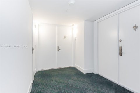 Copropriété à vendre à Miami Beach, Floride: 2 chambres, 133.78 m2 № 2417723 - photo 25