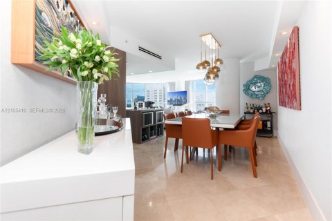 Copropriété à vendre à Miami Beach, Floride: 2 chambres, 133.78 m2 № 2417723 - photo 3