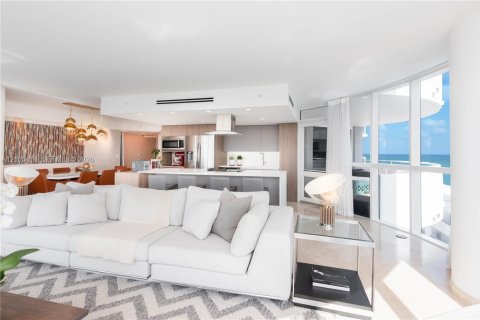 Condo à Miami Beach, Floride, 2 chambres  № 2417723