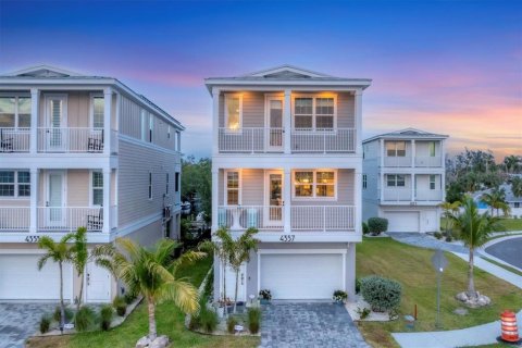 Villa ou maison à louer à Cortez, Floride: 3 chambres, 155.89 m2 № 2147784 - photo 4