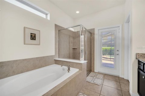Casa en venta en Kissimmee, Florida, 8 dormitorios, 375.42 m2 № 2102960 - foto 12