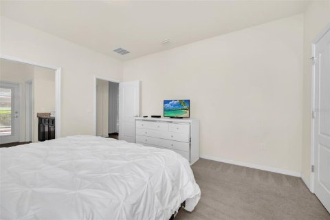 Casa en venta en Kissimmee, Florida, 8 dormitorios, 375.42 m2 № 2102960 - foto 9
