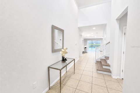 Casa en venta en Kissimmee, Florida, 8 dormitorios, 375.42 m2 № 2102960 - foto 2