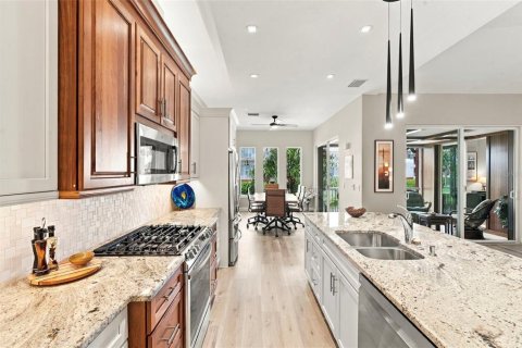 Touwnhouse à vendre à Saint Petersburg, Floride: 3 chambres, 216.83 m2 № 2416359 - photo 5