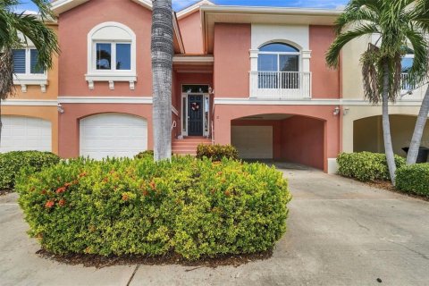 Touwnhouse à vendre à Saint Petersburg, Floride: 3 chambres, 216.83 m2 № 2416359 - photo 3