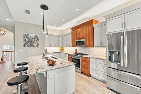 Touwnhouse à vendre à Saint Petersburg, Floride: 3 chambres, 216.83 m2 № 2416359 - photo 12