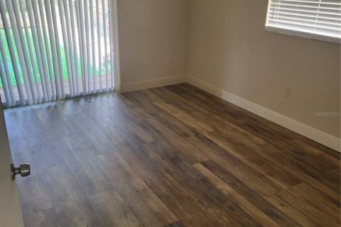 Apartment in Port Richey, Florida 3 bedrooms, 134.34 sq.m. № 2214319 - photo 9