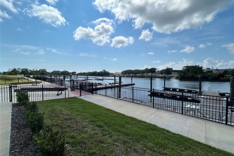 Land in Palm Coast, Florida № 2106610 - photo 2