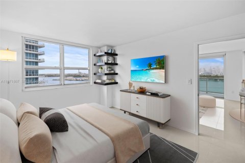 Condominio en alquiler en Miami Beach, Florida, 2 dormitorios, 106.56 m2 № 2033957 - foto 30