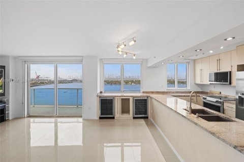 Condominio en alquiler en Miami Beach, Florida, 2 dormitorios, 106.56 m2 № 2033957 - foto 9