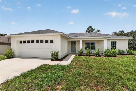 House in Ocala, Florida 3 bedrooms, 135.08 sq.m. № 2230592
