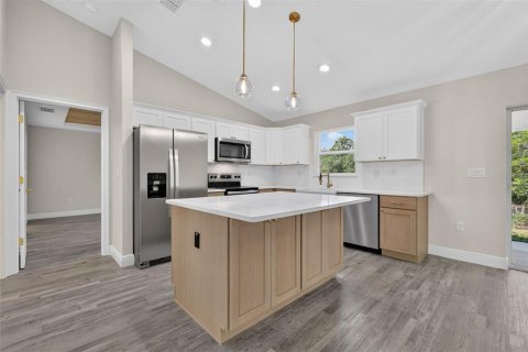 Villa ou maison à vendre à Ocala, Floride: 3 chambres, 135.08 m2 № 2230592 - photo 5