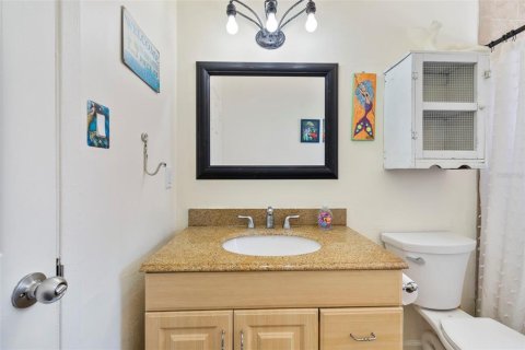 House in Saint Petersburg, Florida 4 bedrooms, 173.26 sq.m. № 1805866 - photo 23