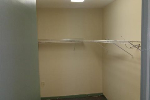 Propiedad comercial en alquiler en Gainesville, Florida, 542.55 m2 № 1564352 - foto 6