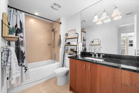 Copropriété à vendre à Miami, Floride: 2 chambres, 94.2 m2 № 1928609 - photo 24