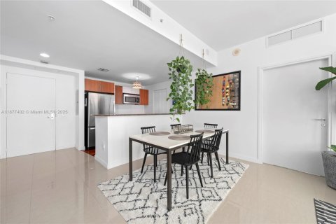 Copropriété à vendre à Miami, Floride: 2 chambres, 94.2 m2 № 1928609 - photo 17