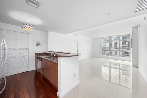 Copropriété à vendre à Miami, Floride: 2 chambres, 94.2 m2 № 1928609 - photo 3