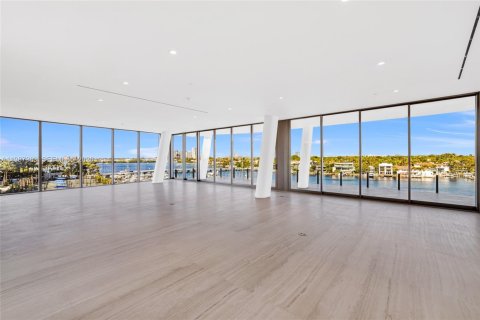 Condo in Miami, Florida, 4 bedrooms  № 2168020 - photo 3