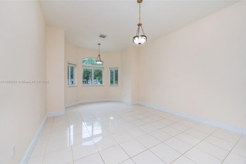 Villa ou maison à louer à Miami, Floride: 1 chambre, 115.66 m2 № 1929635 - photo 15
